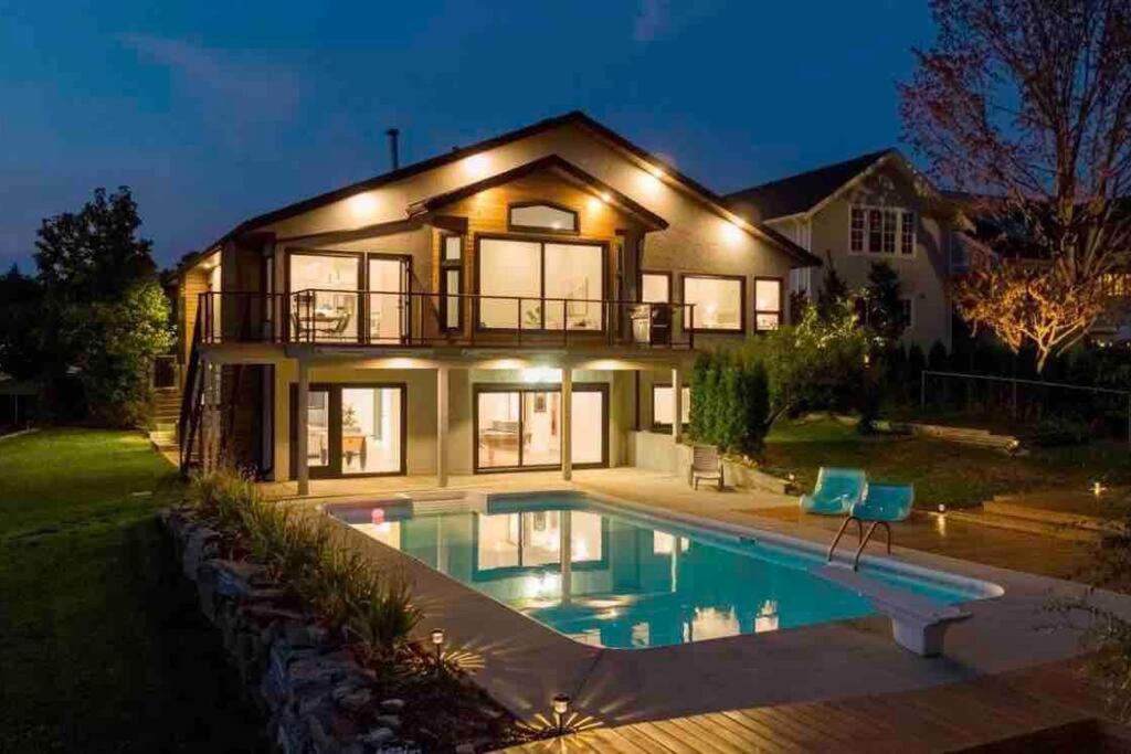 Luxurious 5 Bedroom House With Pool & Sauna West Kelowna Exterior photo